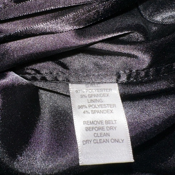 WHITE HOUSE BLACK MARKET DRESS - Picture 7 of 8